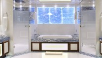 Luxury yacht Vicky - Bathroom